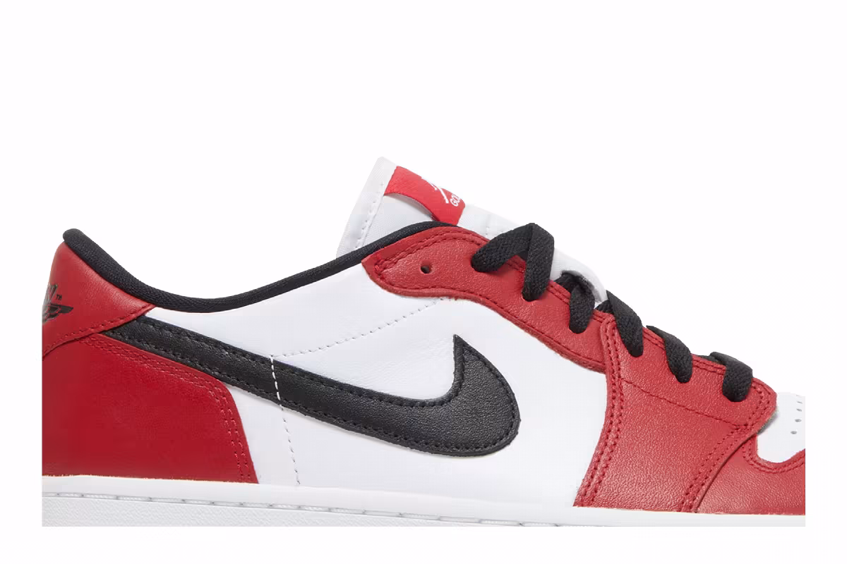 Air Jordan 1 Low Golf Chicago, view 3