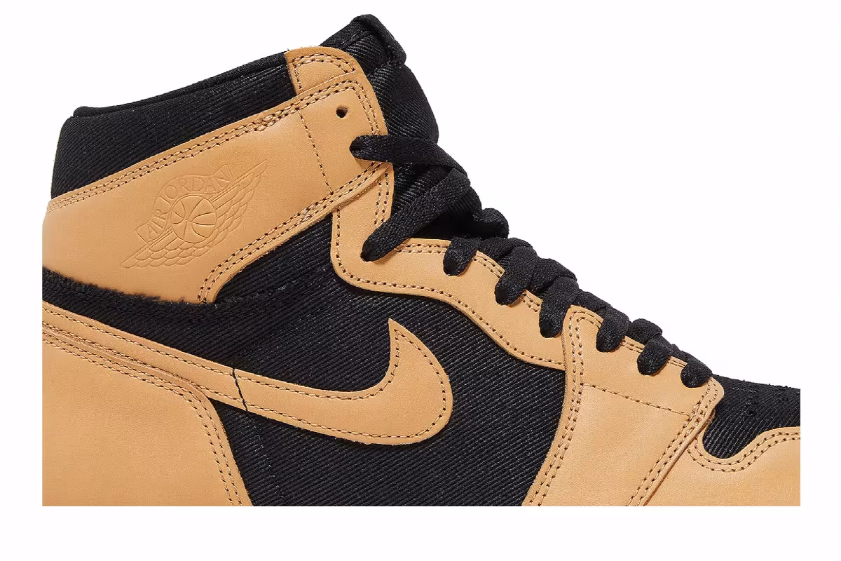Air Jordan 1 High OG Heirloom, view 3