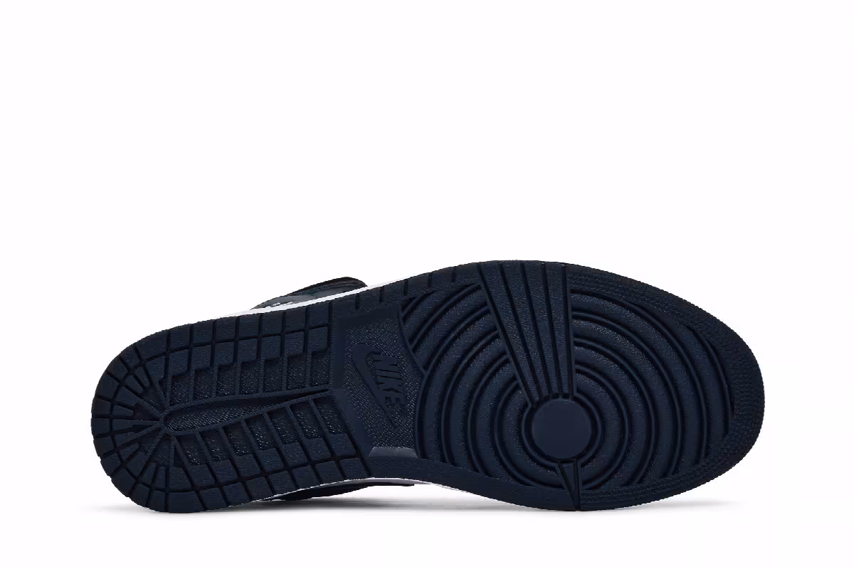 Air Jordan 1 Mid Armory Navy, view 5