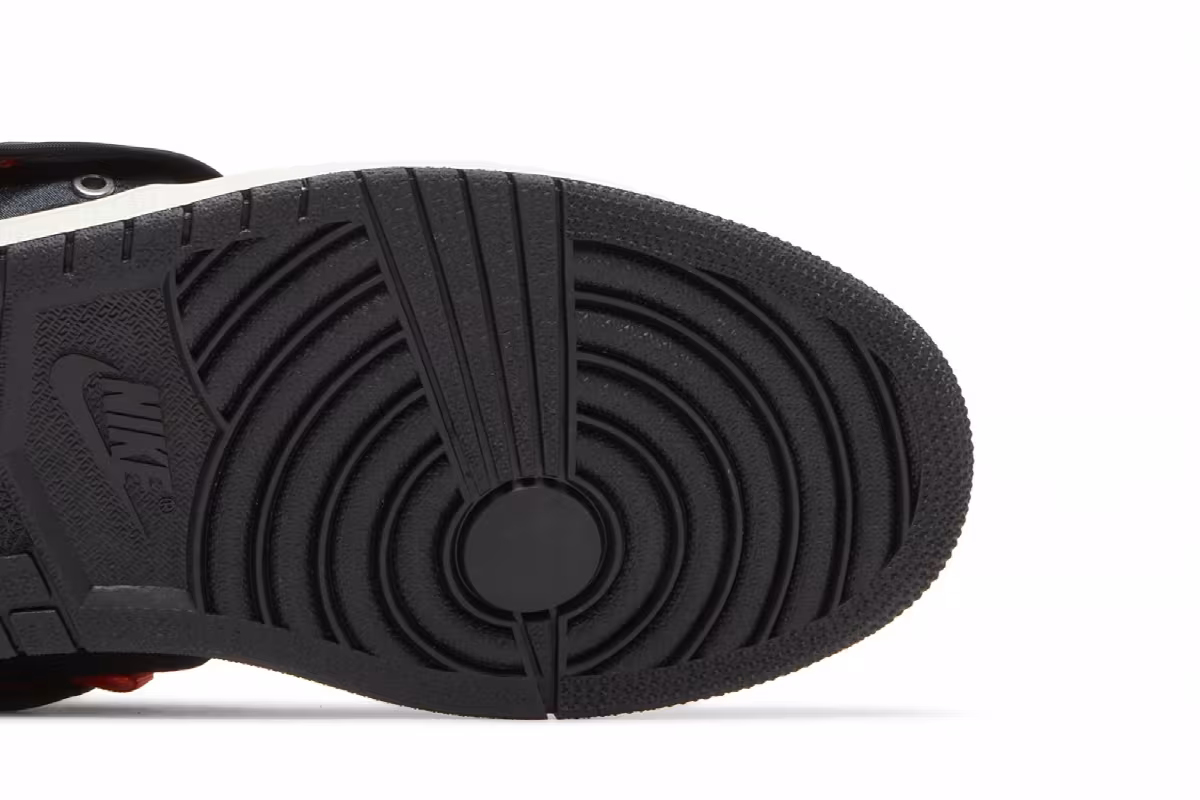 Air Jordan 1 High Utility Stash, view 6