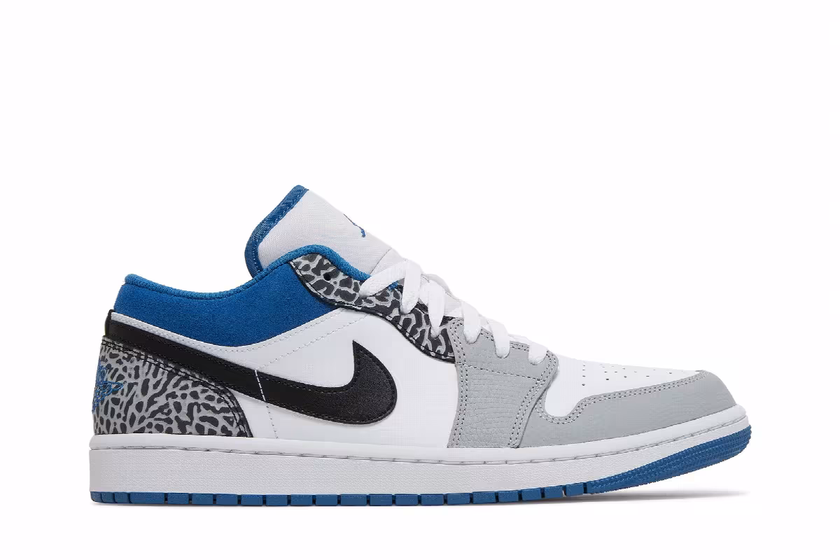 Air Jordan 1 Low SE True Blue, view 2