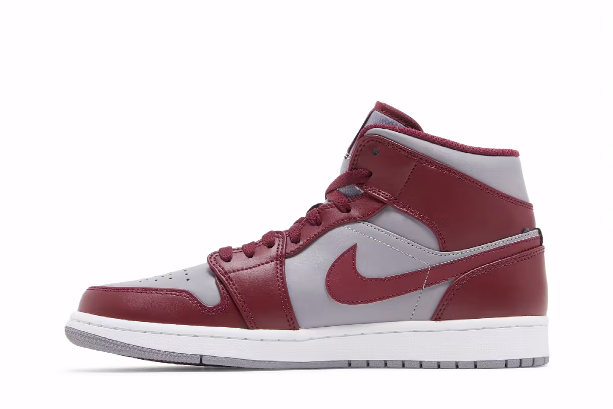 Air Jordan 1 Mid Cherrywood Red, view 4
