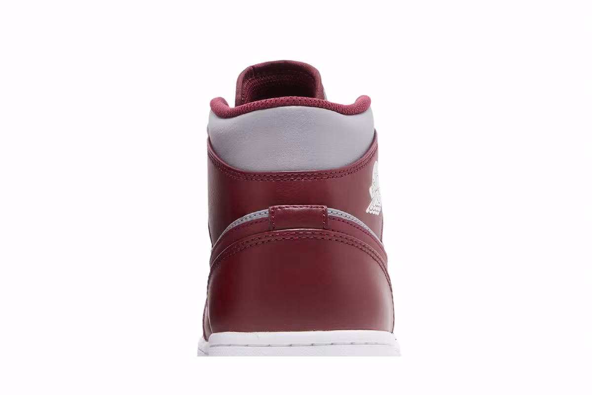 Air Jordan 1 Mid Cherrywood Red, view 8
