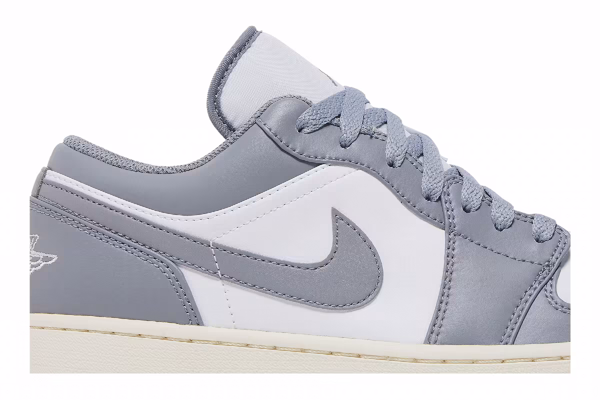 Air Jordan 1 Low Vintage Grey, view 3