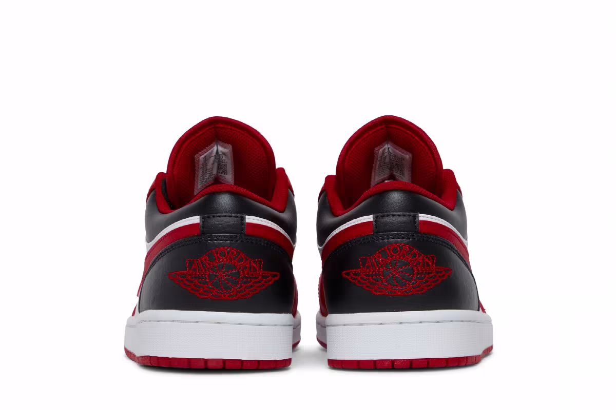 Air Jordan 1 Low Reverse Black Toe, view 7