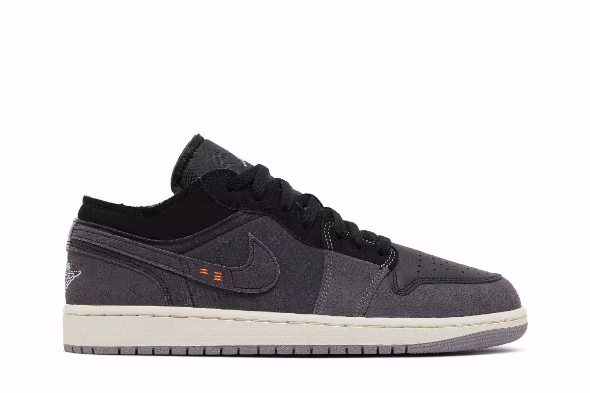 Air Jordan 1 Low SE Craft Inside Out - Black, view 2