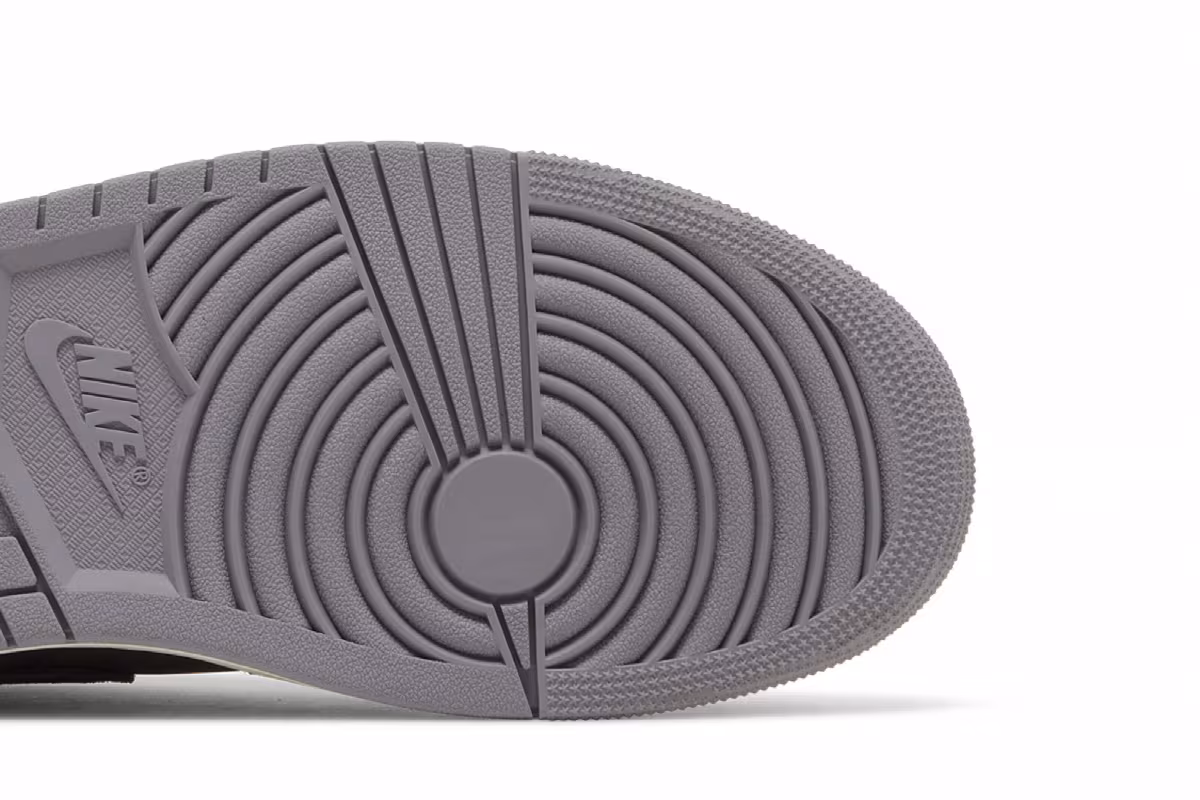 Air Jordan 1 Low SE Craft Inside Out - Black, view 6