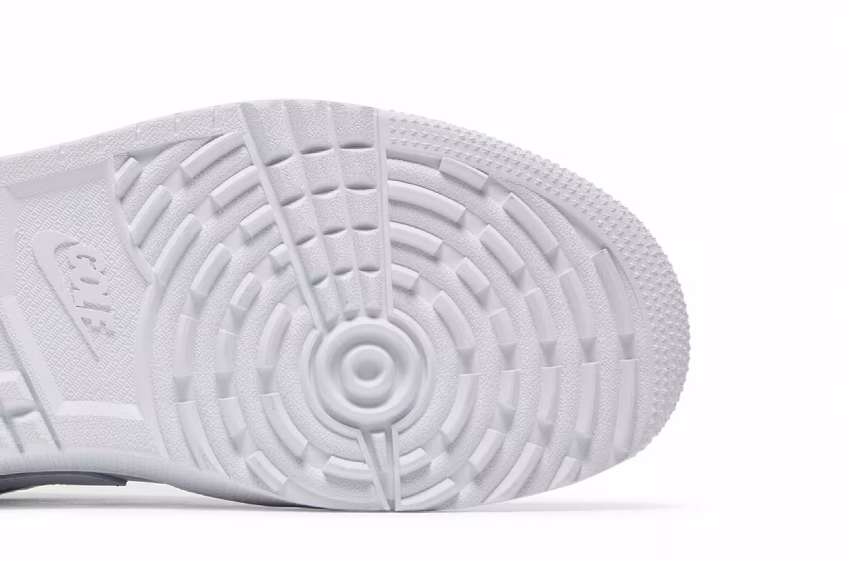 Air Jordan 1 Low Golf Triple White, view 6
