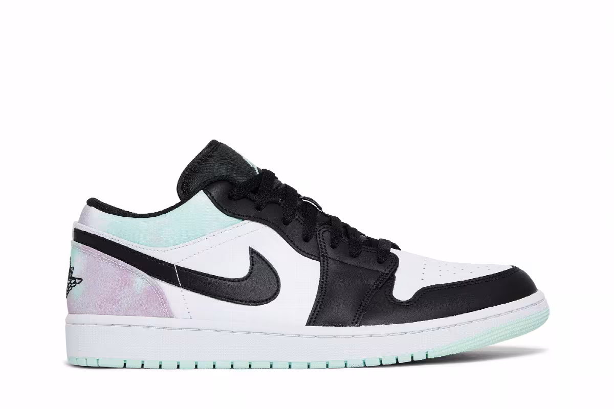 Air Jordan 1 Low SE Tie Dye, view 2