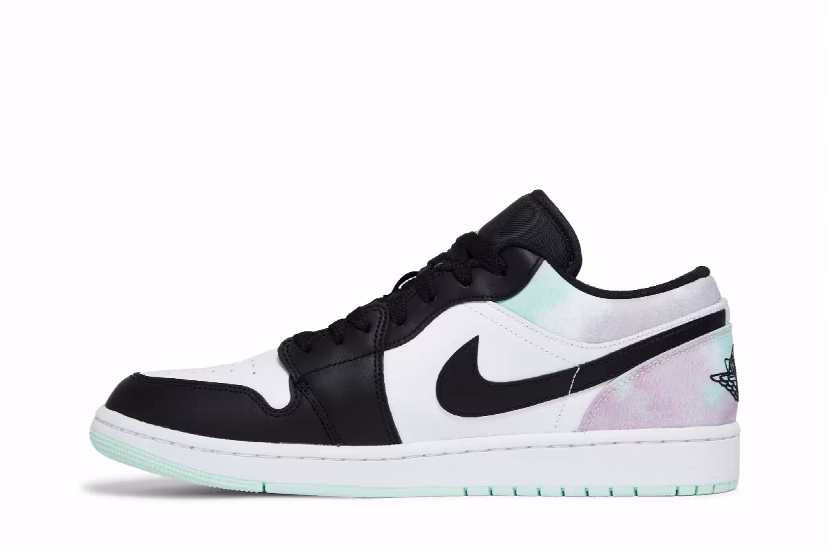 Air Jordan 1 Low SE Tie Dye, view 4