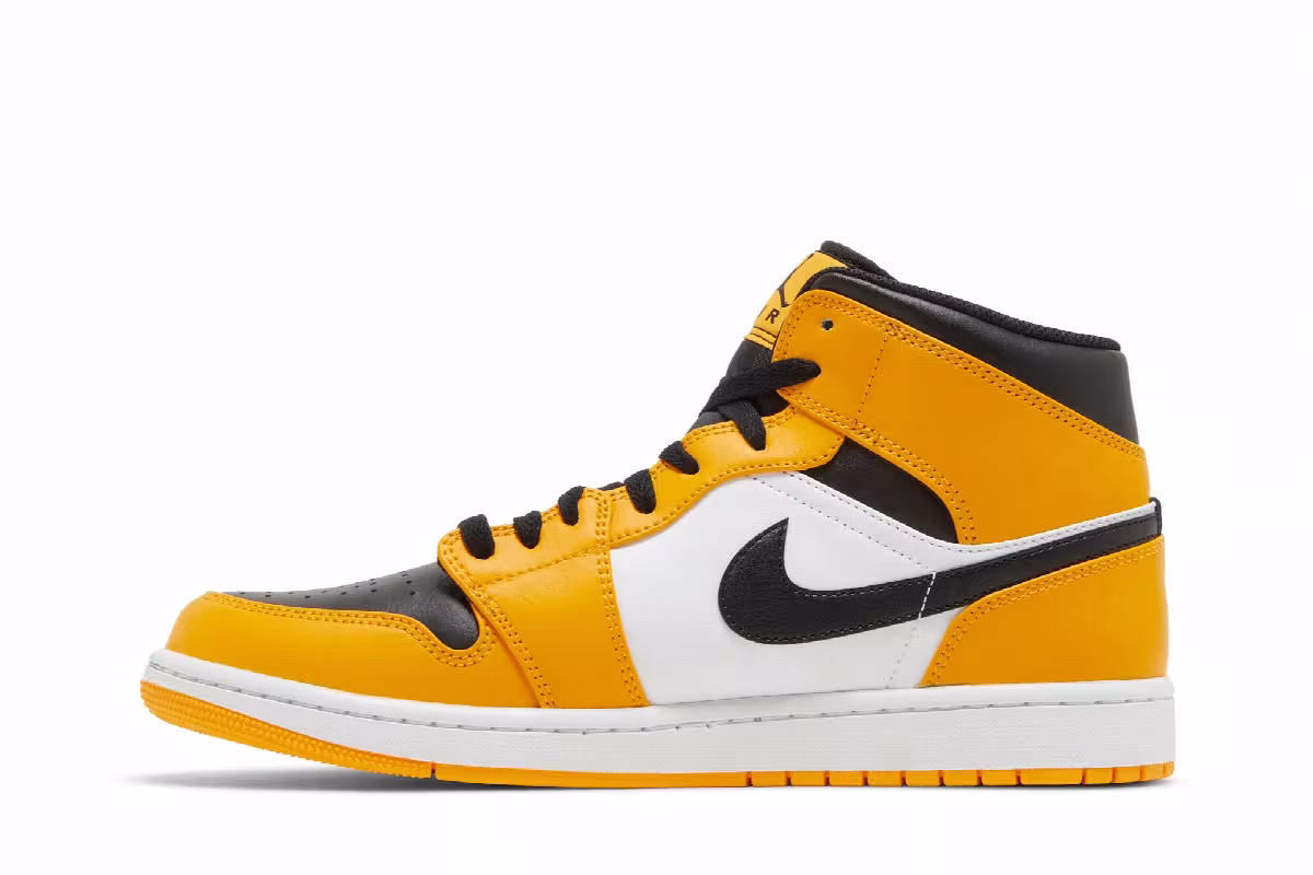 Air Jordan 1 Mid Reverse Yellow Toe, view 4