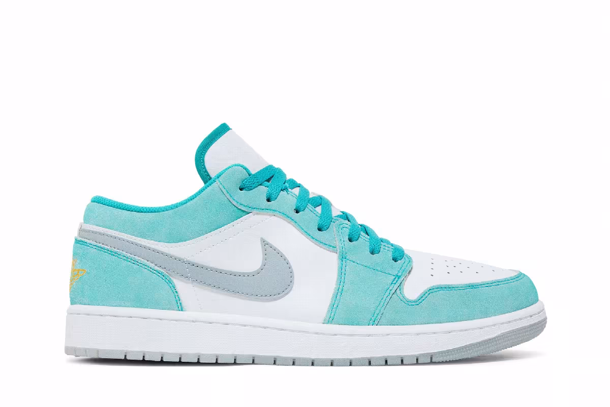 Air Jordan 1 Low New Emerald, view 2