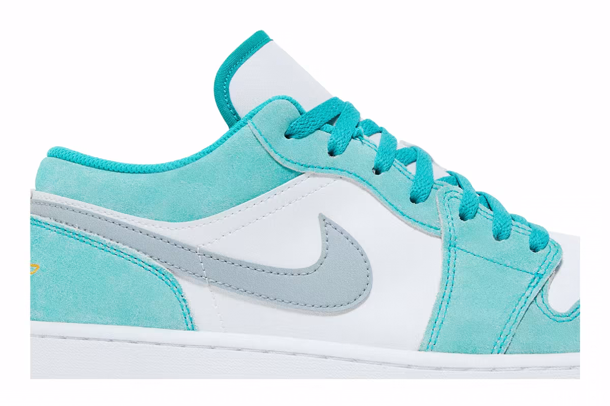 Air Jordan 1 Low New Emerald, view 3