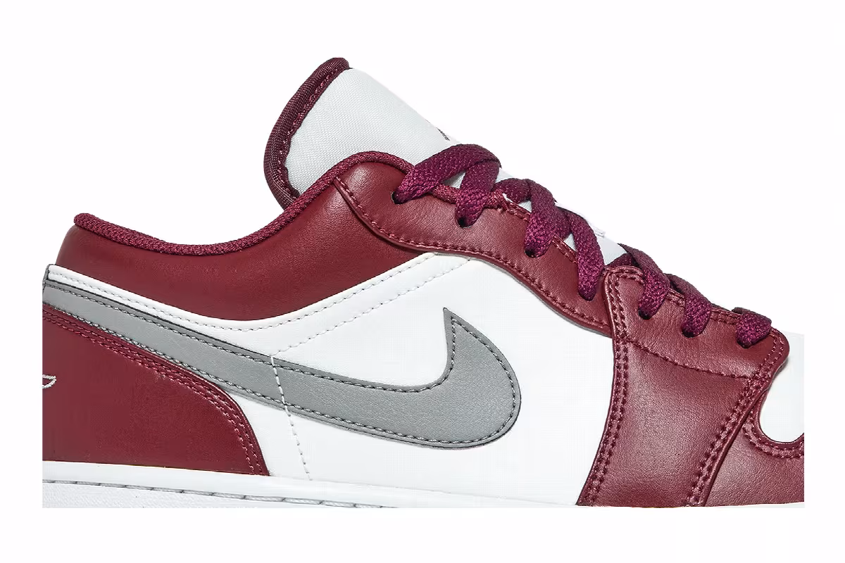 Air Jordan 1 Low Cherrywood Red, view 3