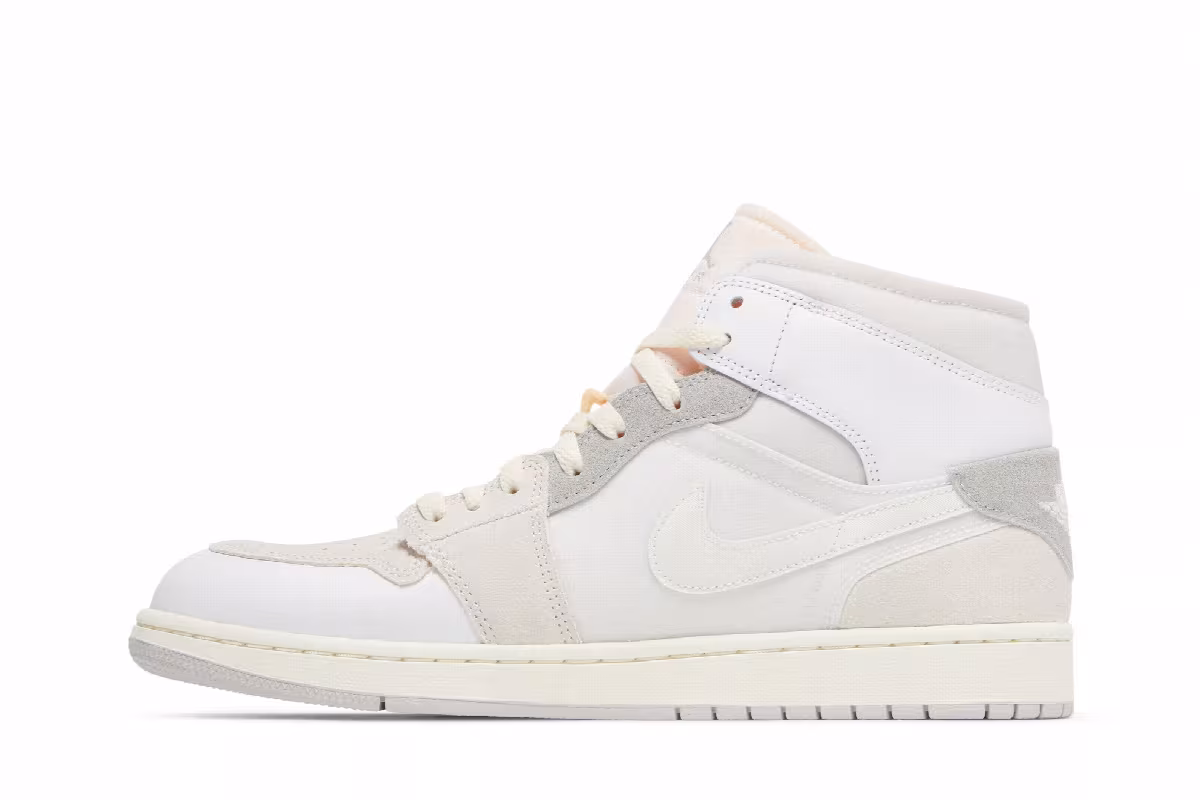 Air Jordan 1 Mid SE Inside Out, view 4