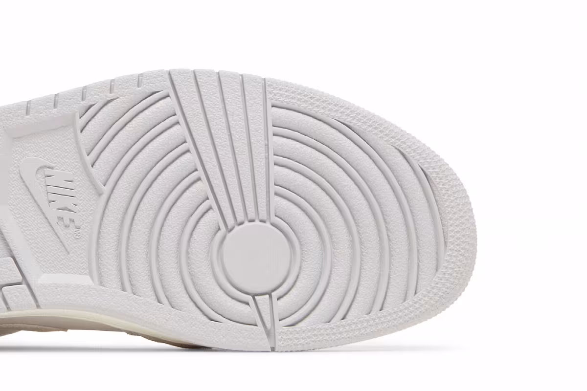 Air Jordan 1 Mid SE Inside Out, view 6