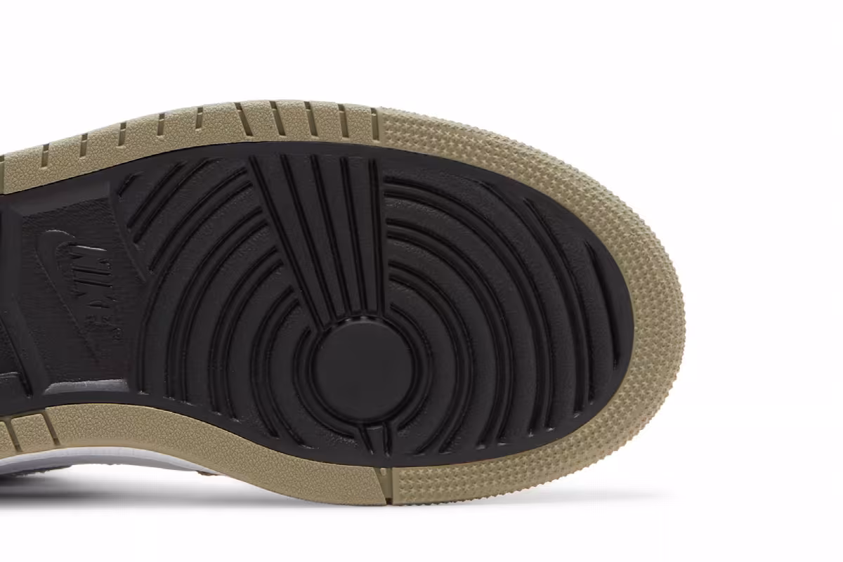 Air Jordan 1 Zoom Comfort Neutral Olive Cherrywood, view 6