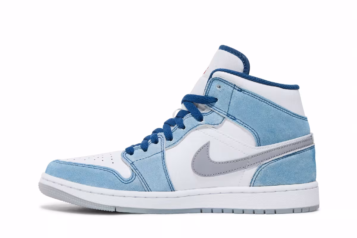Air Jordan 1 Mid SE French Blue, view 4