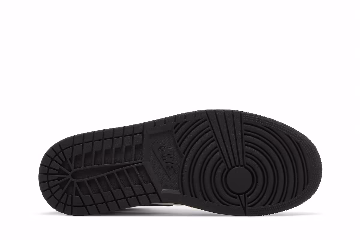 Air Jordan 1 Mid SE Wear-Away, view 5