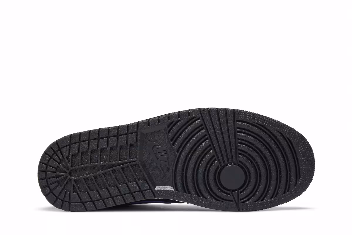 Air Jordan 1 Low Lakers, view 5