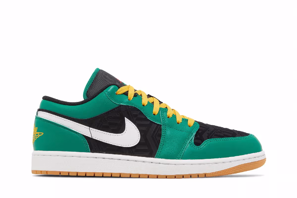Air Jordan 1 Low SE Christmas, view 2