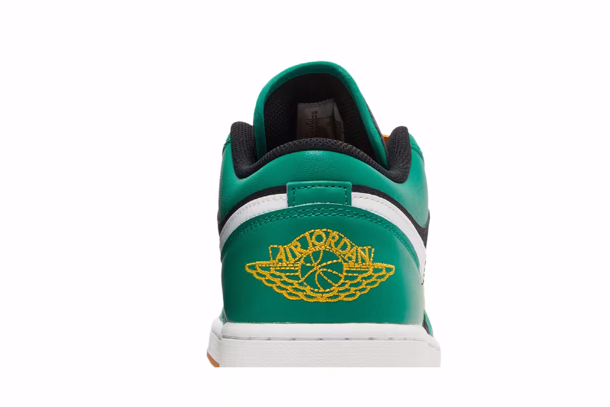 Air Jordan 1 Low SE Christmas, view 8