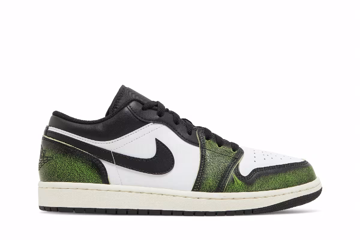 Air Jordan 1 Low SE Wear-Away - Electric Green, view 2