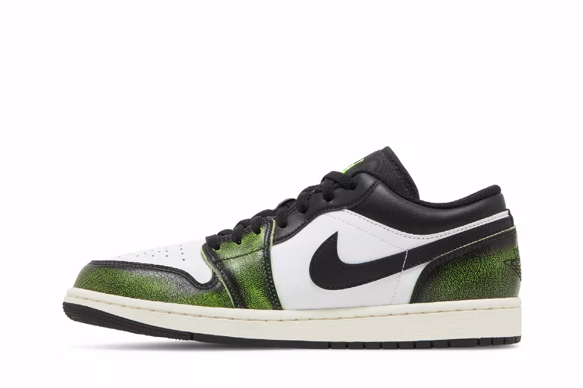 Air Jordan 1 Low SE Wear-Away - Electric Green, view 4