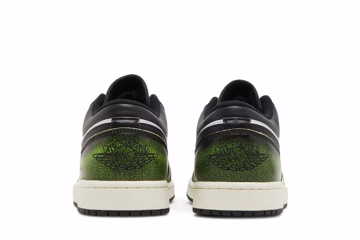 Air Jordan 1 Low SE Wear-Away - Electric Green, view 7