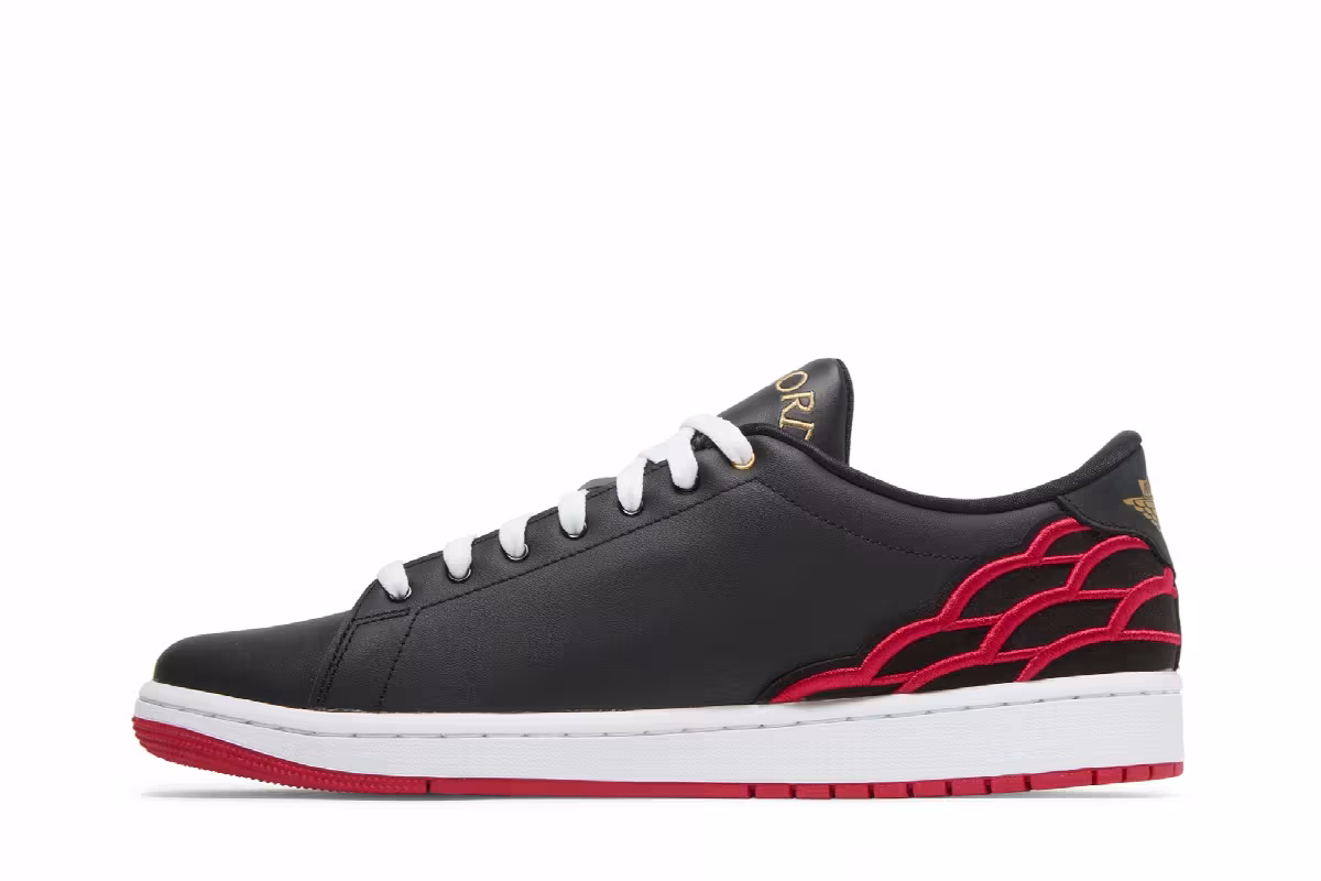 Air Jordan 1 Centre Court Black Pink, view 4