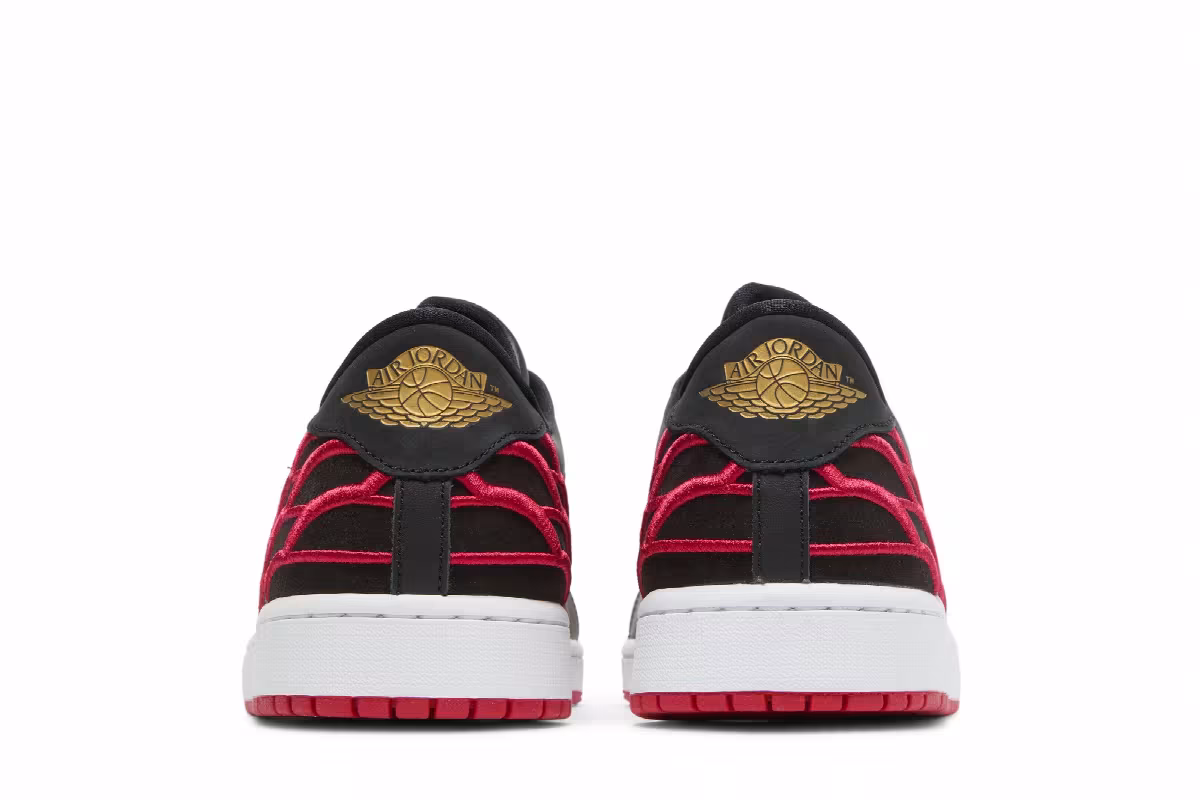 Air Jordan 1 Centre Court Black Pink, view 7