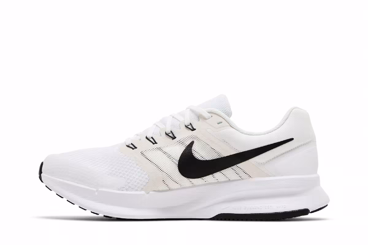 Nike Run Swift 3 White Black, view 4