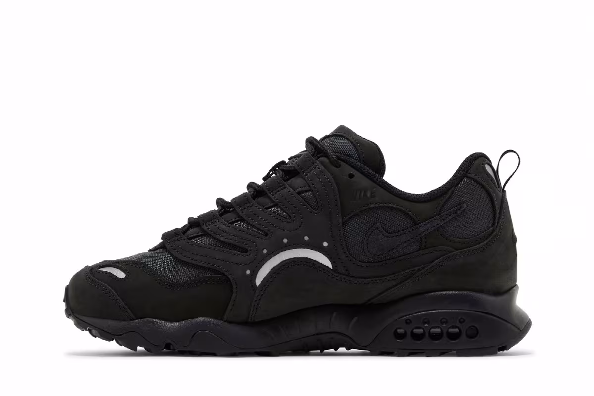 Nike Air Terra Humara Triple Black, view 4