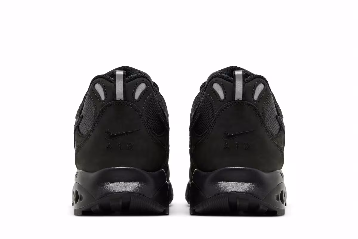 Nike Air Terra Humara Triple Black, view 7