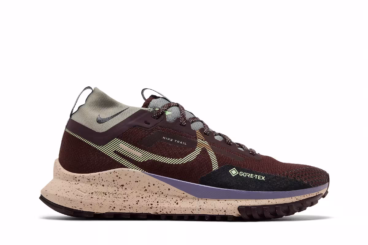 Nike React Pegasus Trail 4 GORE-TEX Earth Dark Stucco, view 2