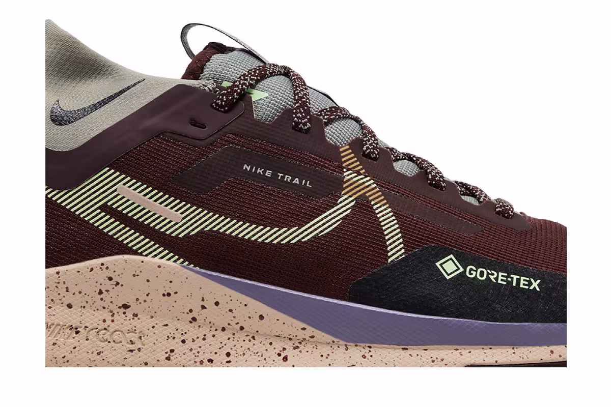 Nike React Pegasus Trail 4 GORE-TEX Earth Dark Stucco, view 3