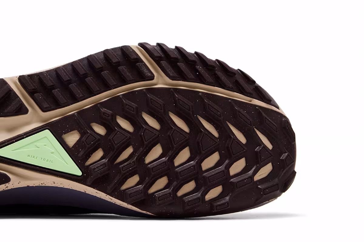 Nike React Pegasus Trail 4 GORE-TEX Earth Dark Stucco, view 6