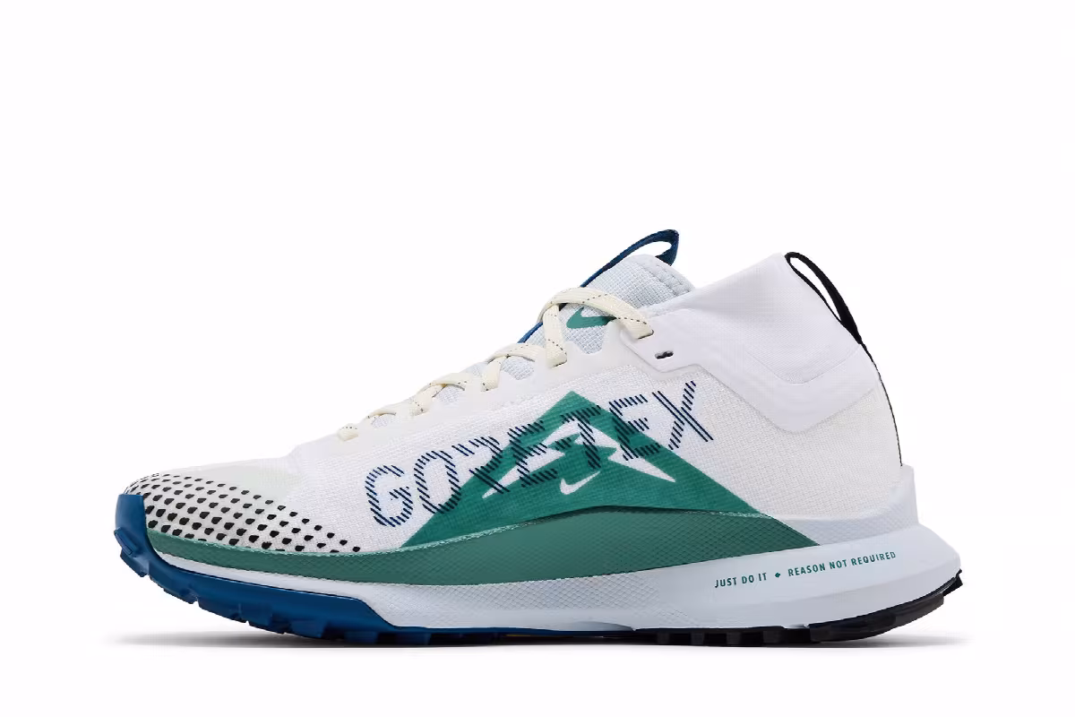 Nike Women's React Pegasus Trail 4 GORE-TEX White Cedar, view 4