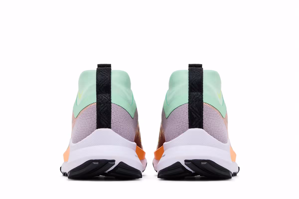 Nike Women's React Pegasus Trail 4 GORE-TEX V2 Purple Smoke Peach Cream, view 7