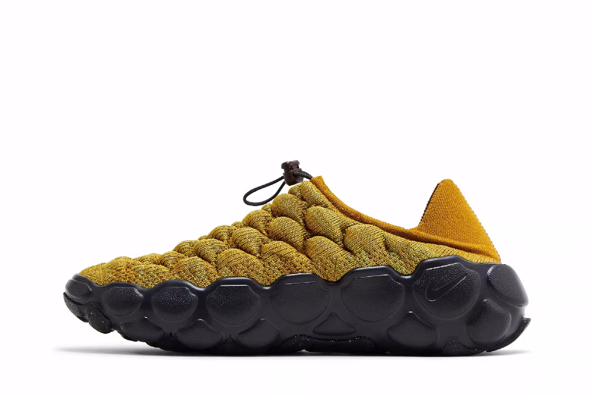Nike Women's Flyknit Haven Bronzine, view 4