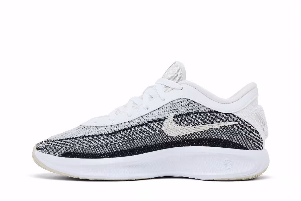 Nike GT Hustle Academy EP White Black Light Bone, view 4