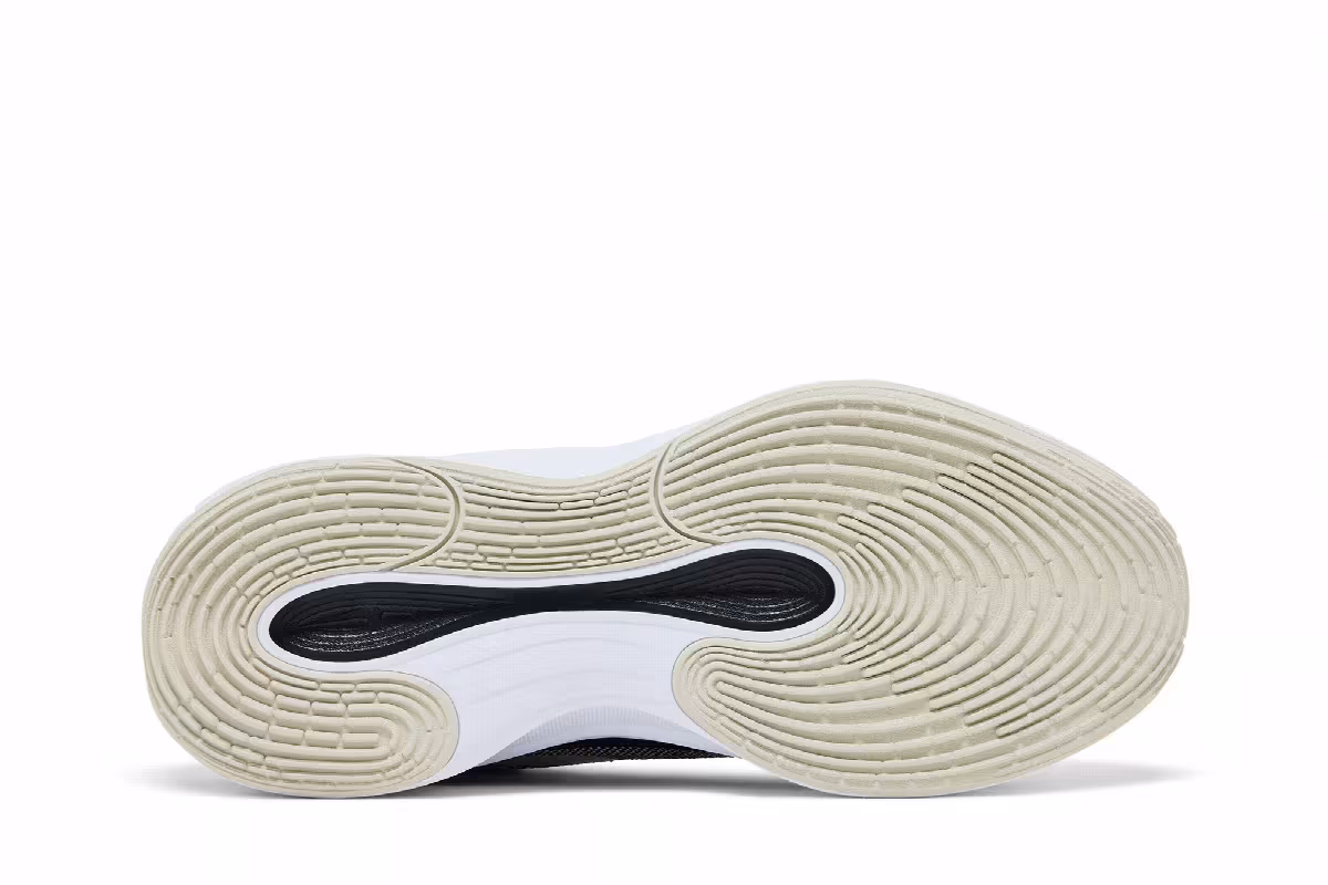 Nike GT Hustle Academy EP White Black Light Bone, view 5