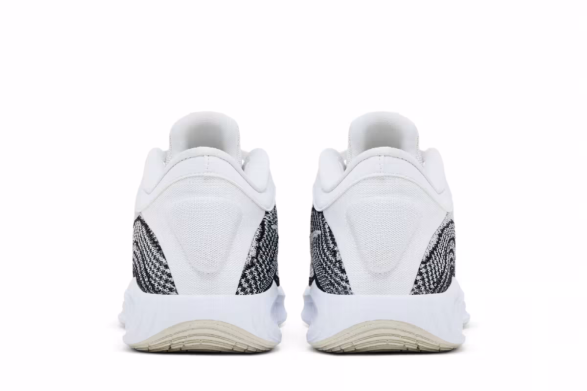 Nike GT Hustle Academy EP White Black Light Bone, view 7