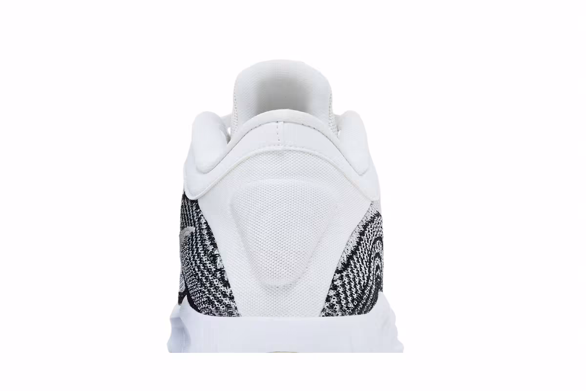 Nike GT Hustle Academy EP White Black Light Bone, view 8