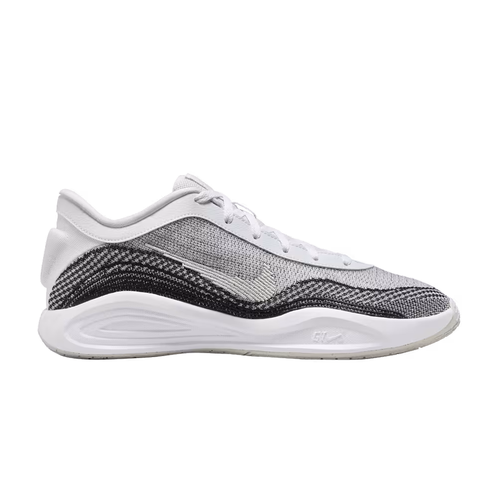 Nike GT Hustle Academy White Black Light Bone