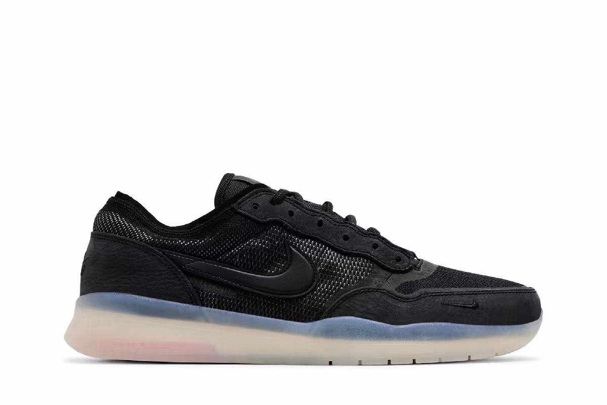 Nike PS8 SB Black Clear, view 2