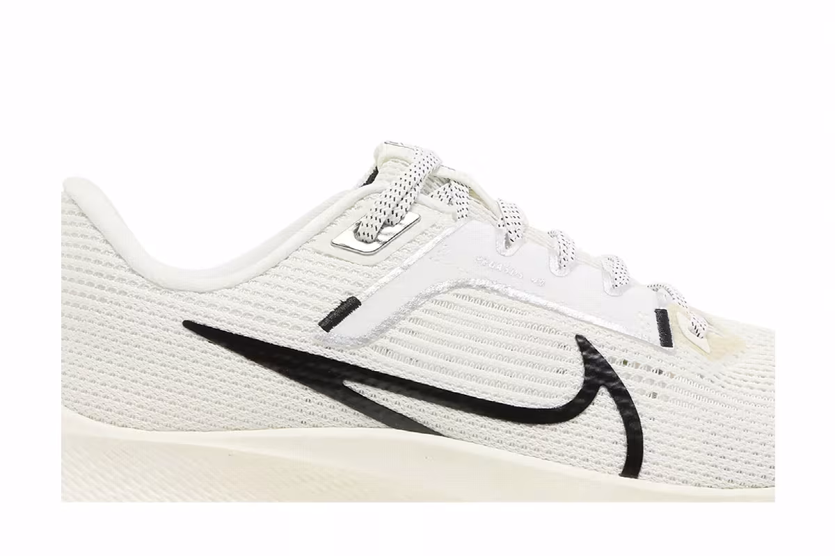 Nike Women's Air Zoom Pegasus 40 Sail Black, view 3