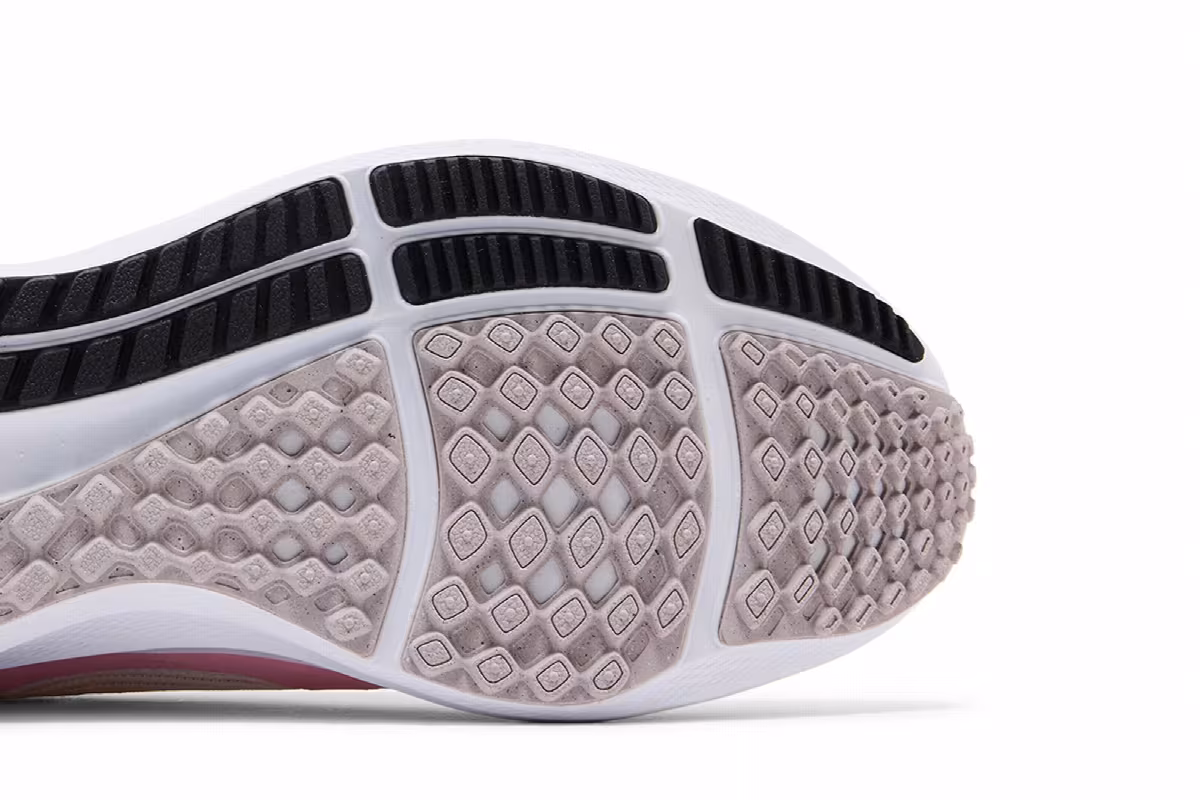 Nike Women's Air Zoom Pegasus 40 Year of the Dragon, view 6
