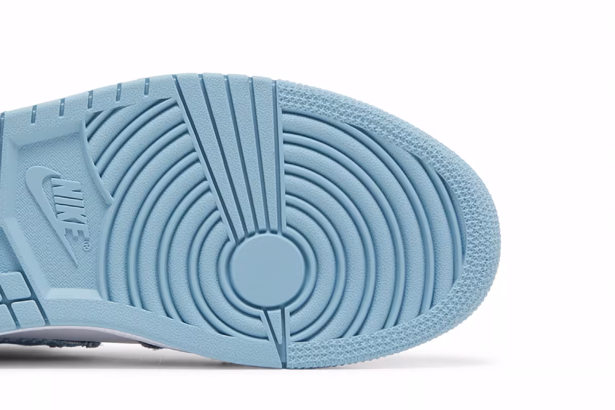Women's Air Jordan 1 High OG Denim, view 6