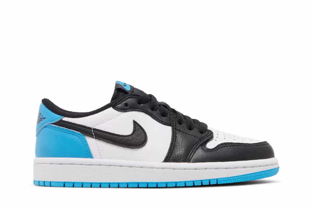Women's Air Jordan 1 Low OG UNC, view 2